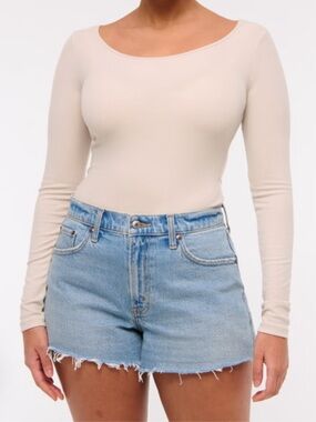 Curve Love High Rise 90s Cutoff Short